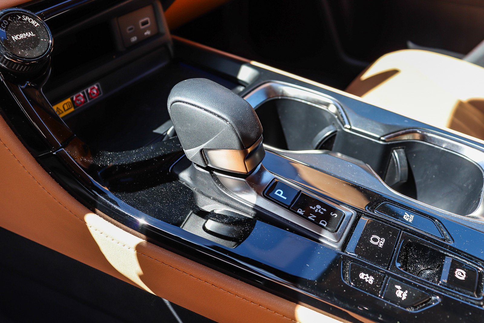 Certified Used 2026 White Lexus 350h Premium image 17