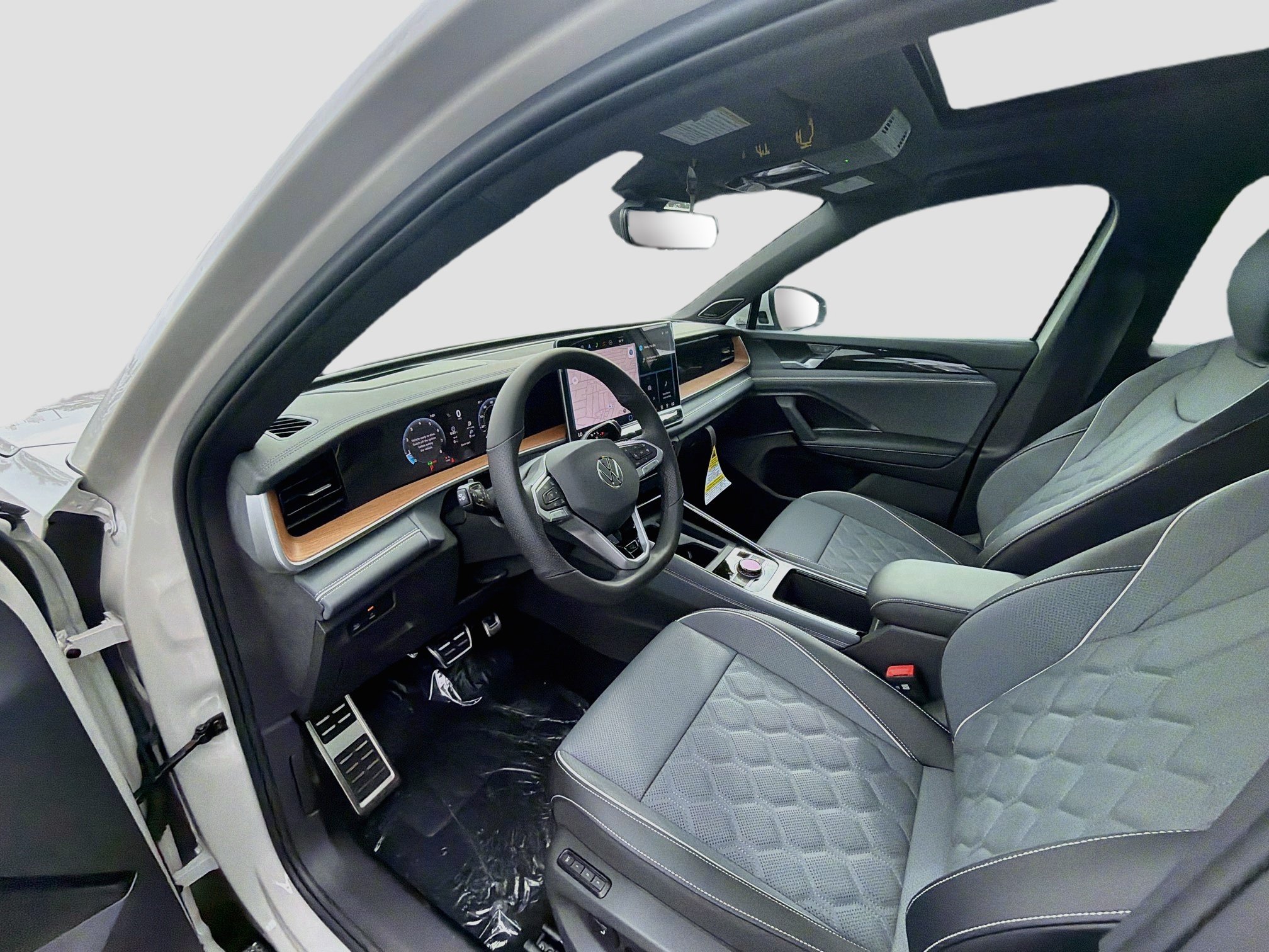 New 2026 Sandstone Volkswagen SEL R-Line Turbo image 9