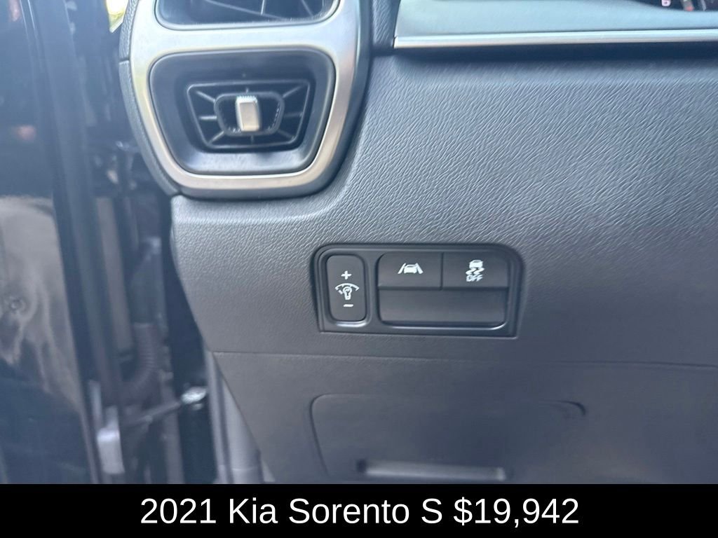 Used 2021 Ebony Black Kia S image 35