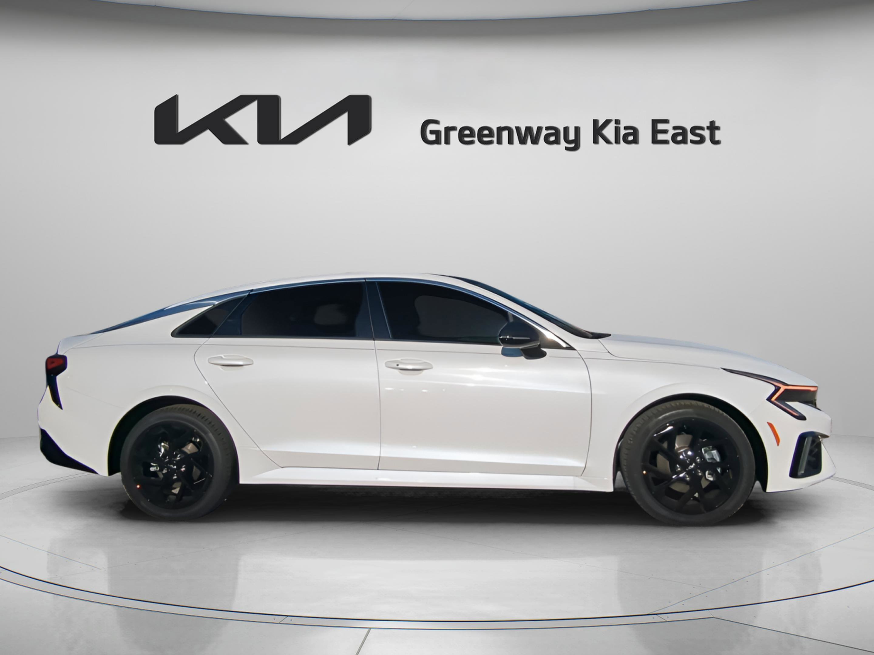 New 2026 Snow White Pearl Kia GT-Line image 5