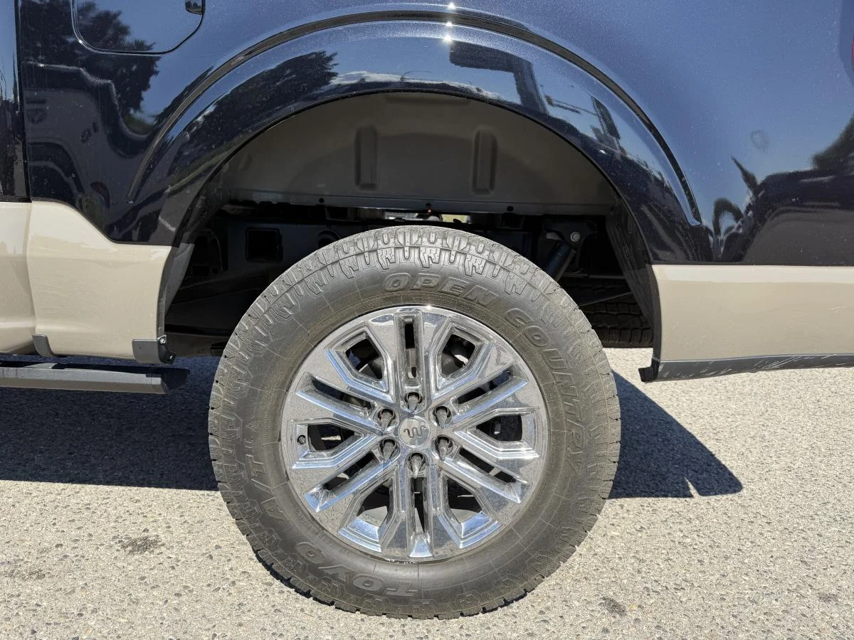 Used 2025 Black Ford King Ranch image 10