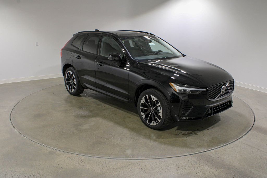 2026 Volvo XC60 Plus - Photo 7