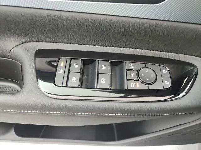 New 2027  Nissan Platinum image 35