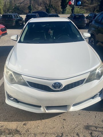 2014 Toyota Camry SE