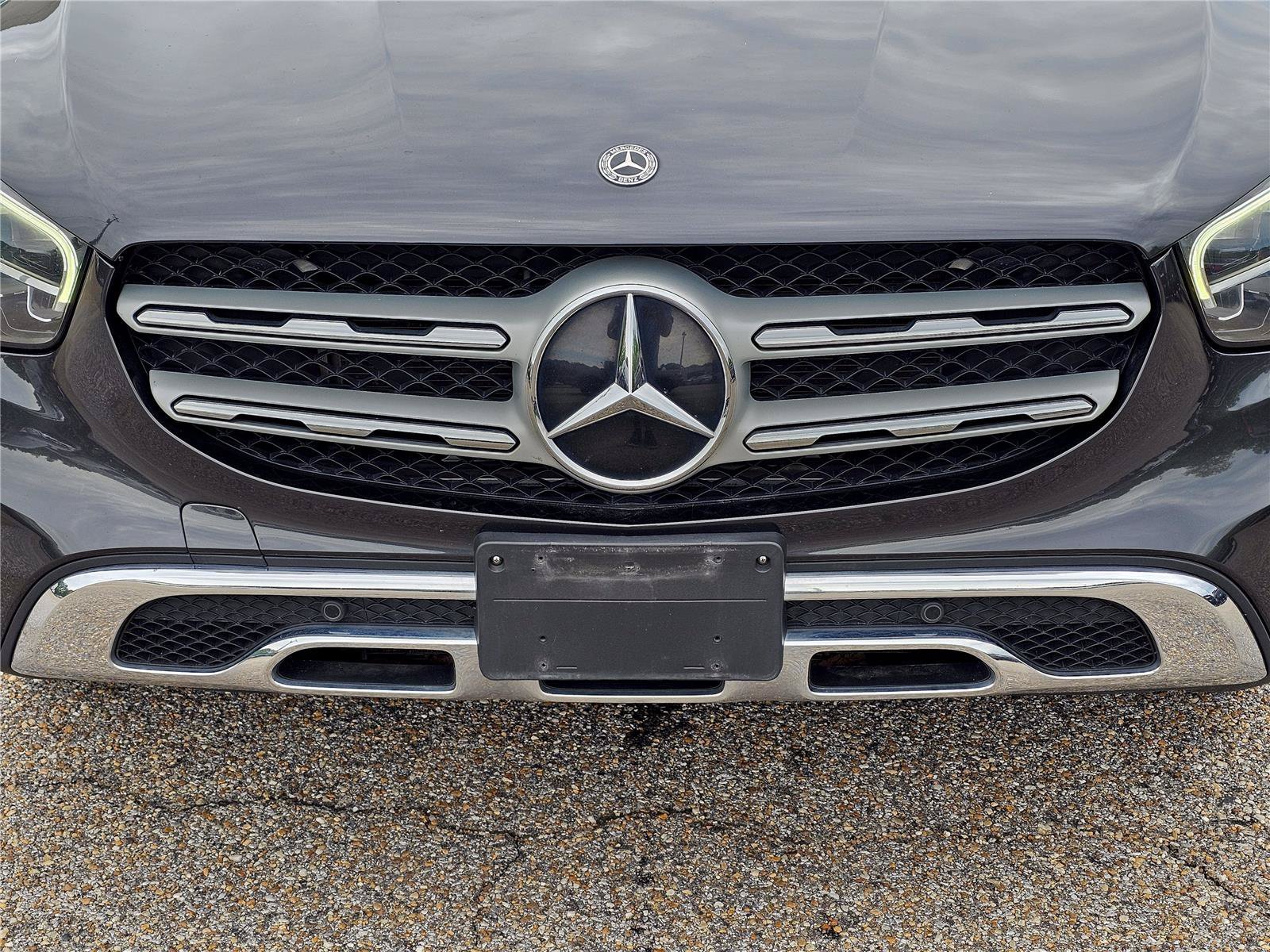 Used 2021 Graphite Grey Metallic Mercedes-Benz GLC 300 image 3