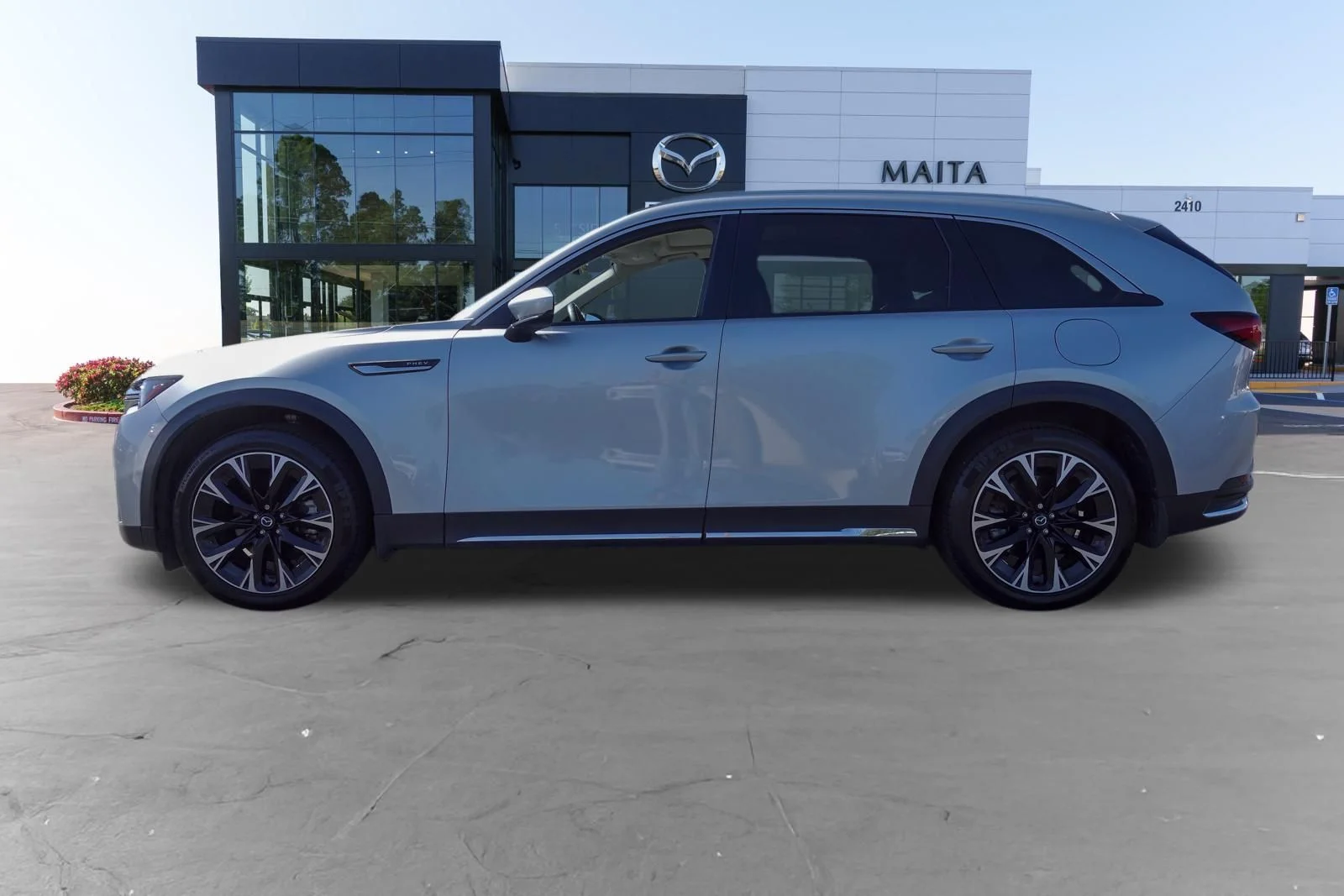 Certified Used 2024 Sonic Silver Mazda Premium image 8