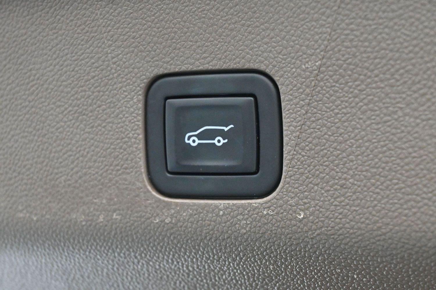 Used 2023 MIDNIGHT BLUE METALLIC GMC Denali image 12