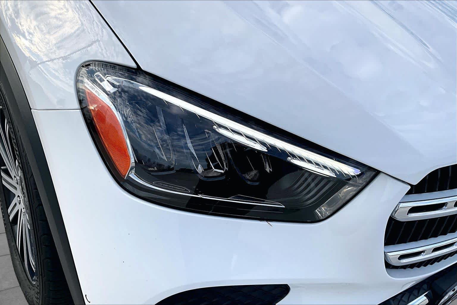 Used 2025 Polar White Mercedes-Benz GLE 350 image 24