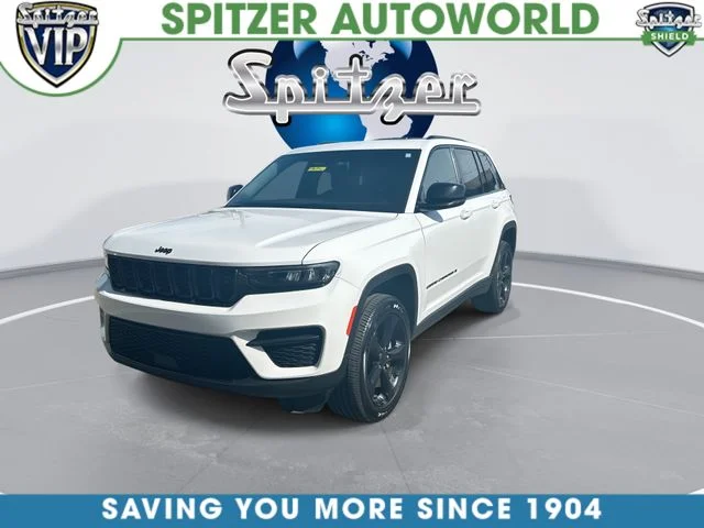 Used 2024 White Jeep Altitude X image 4