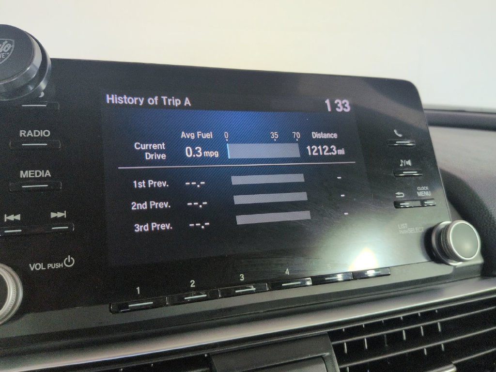 2019 Honda Accord LX - Photo 31