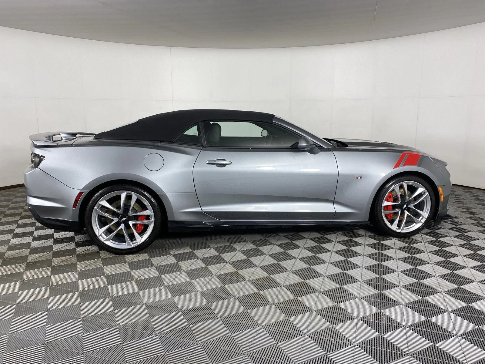 Used 2023 Sharkskin Metallic Chevrolet 2SS image 8