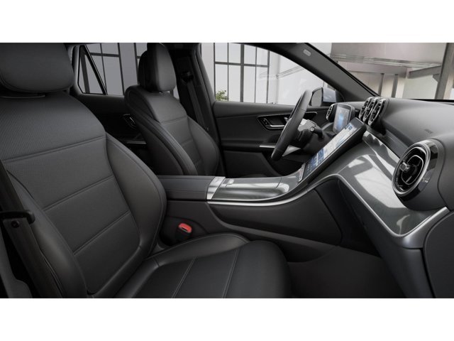 New 2026 Polar White Mercedes-Benz GLC 300 4MATIC® SUV image 4