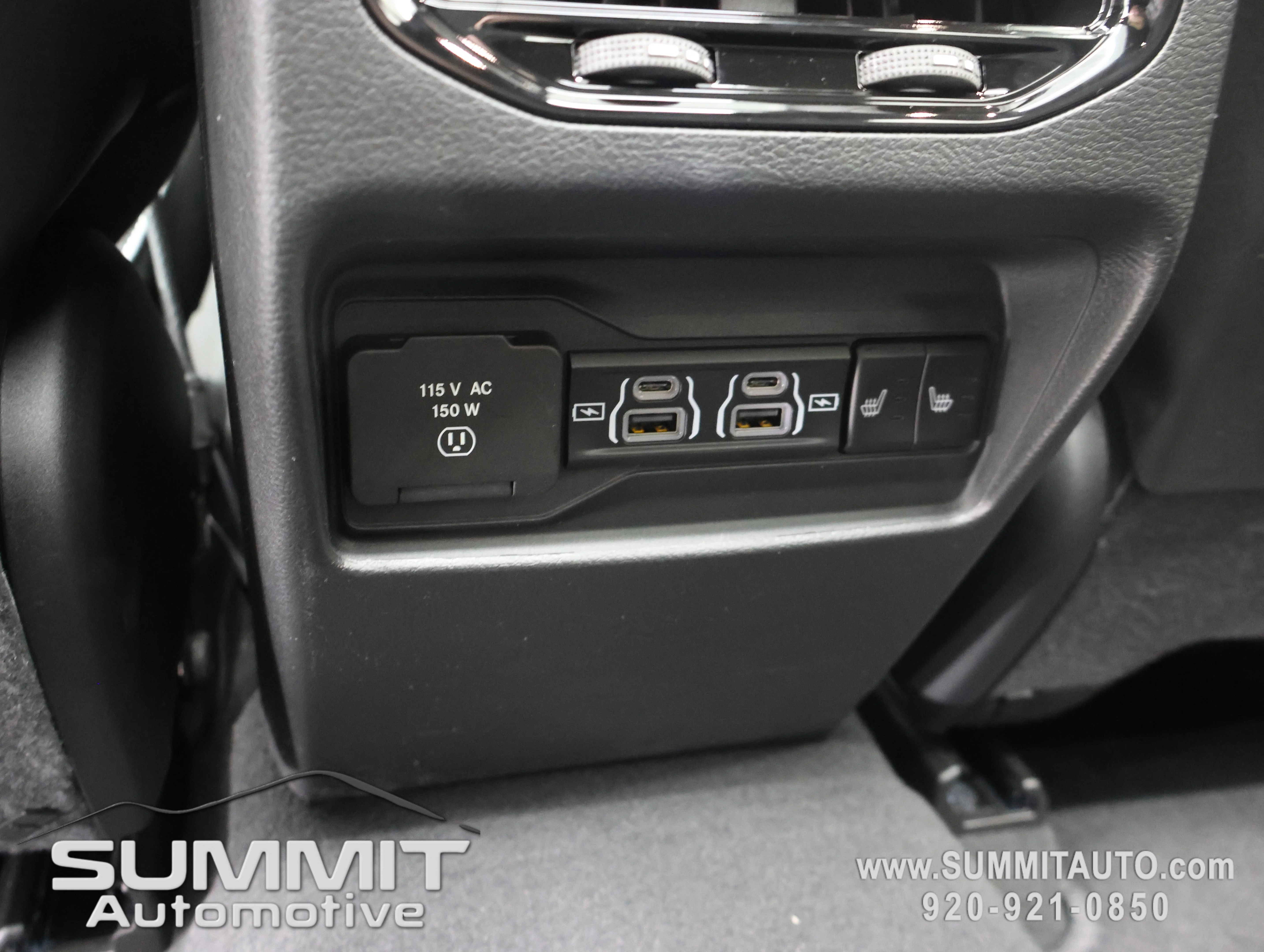 New 2025 Diamond Black Crystal Pearl-Coat Exterior Paint Jeep Limited image 40