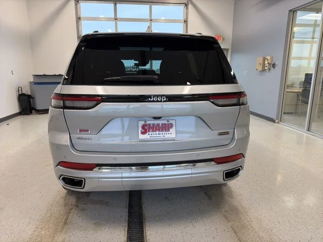 2022 Jeep Grand Cherokee Overland - Photo 8