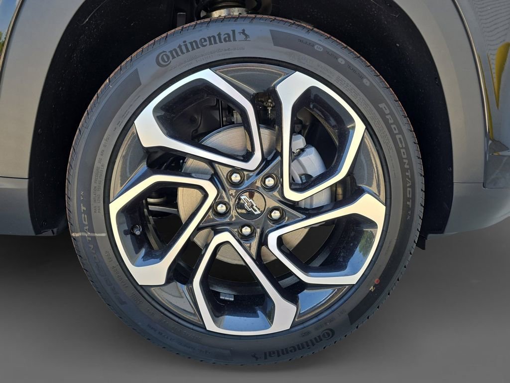 New 2026 Mosaic Black Metallic Chevrolet 2RS image 15