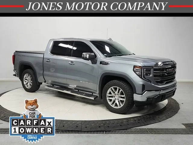 2024 GMC Sierra 4WD Crew Cab Short Box SLT's photo