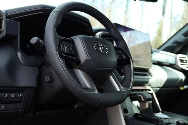 2026 Toyota Sequoia Platinum - Photo 6