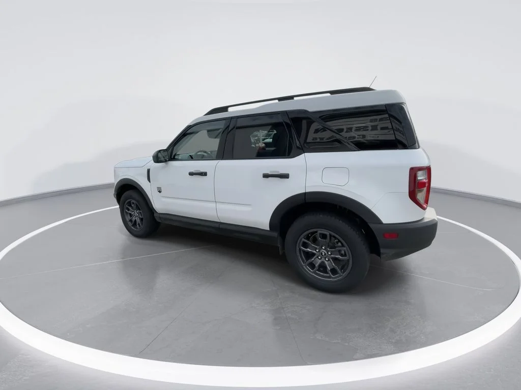 Used 2022 White Ford Big Bend image 6
