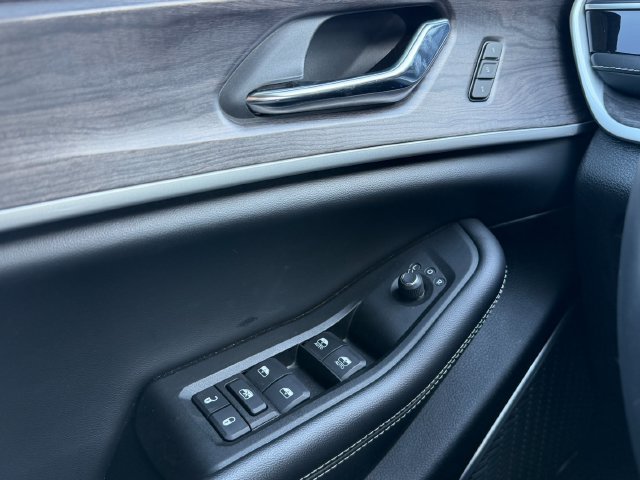 Used 2024 White Jeep 4xe image 16