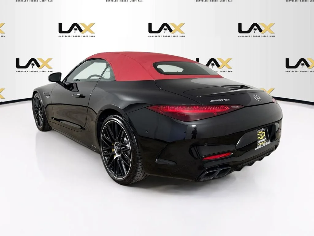 Used 2022  Mercedes-Benz SL 55 AMG® image 5