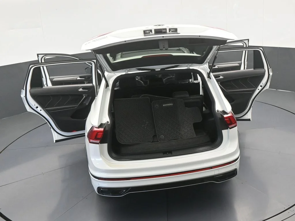 Used 2022 Oryx White Pearl Volkswagen 2.0T SE R-Line Black image 64