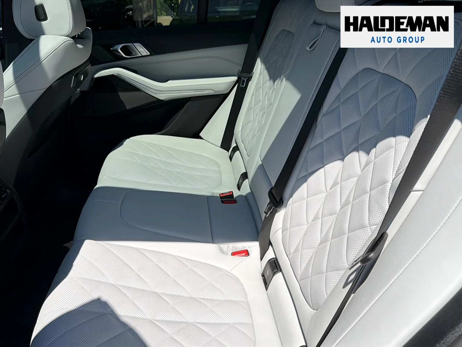 Used 2025 Brooklyn Gray Metallic BMW xDrive50e image 12