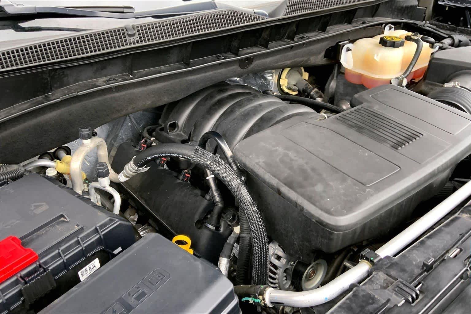 Used 2023 Midnight Blue Metallic Chevrolet Z71 image 32