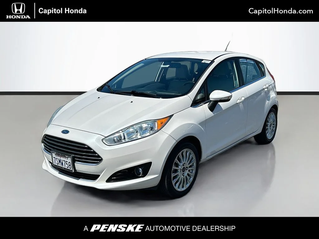 2016 Ford Fiesta Titanium Hatch's photo