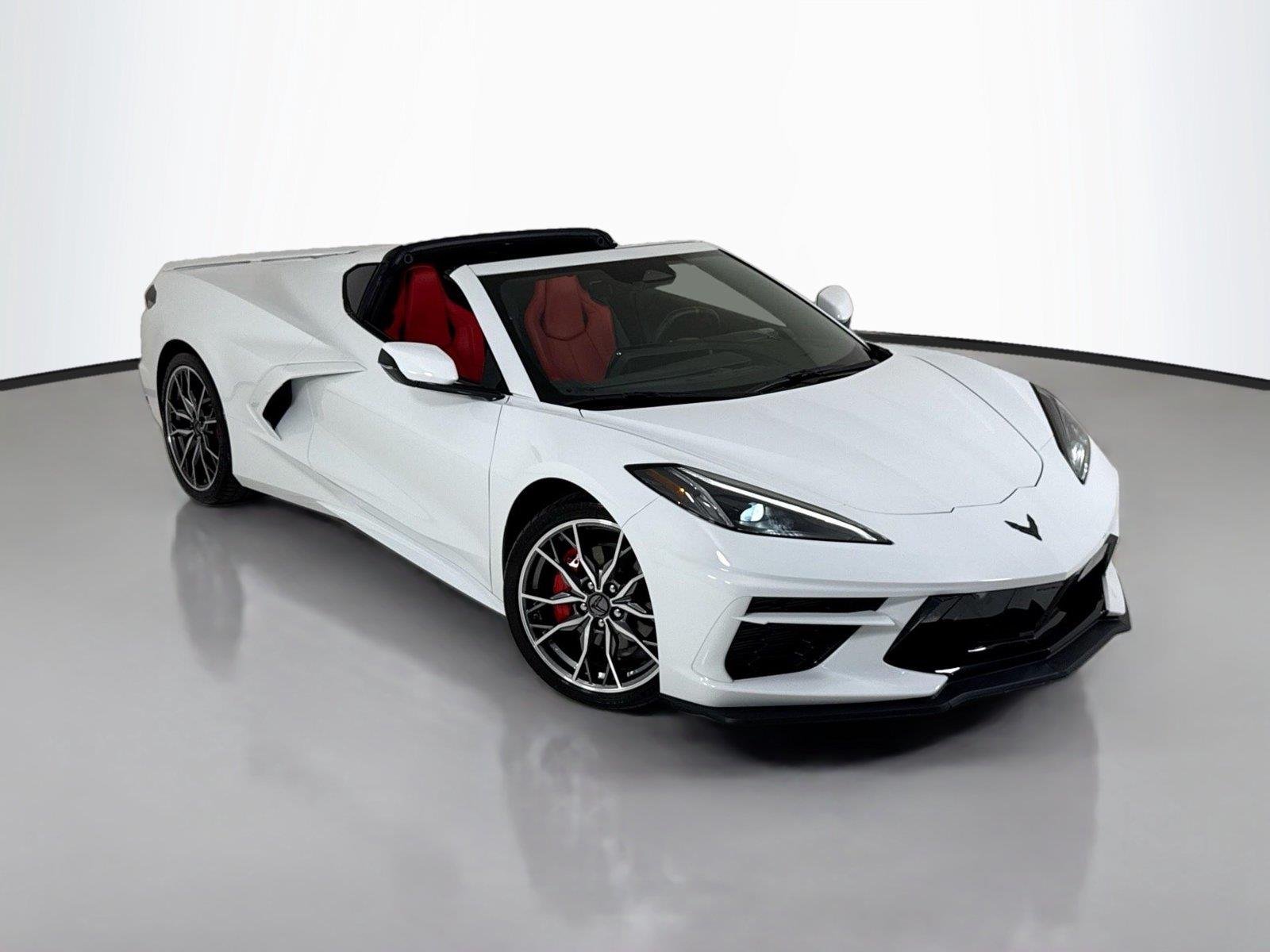 Used 2026 Arctic White Chevrolet 1LT | Performance Exhaust | Paint Matched Accents image 46
