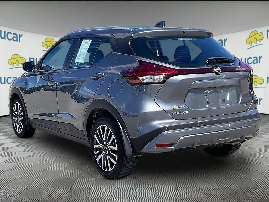 Used 2024 Gun Metallic Nissan SV image 4