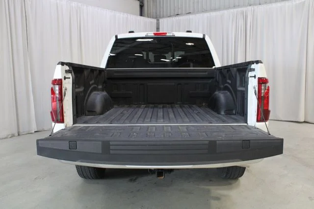 Used 2024 White Ford XLT image 31