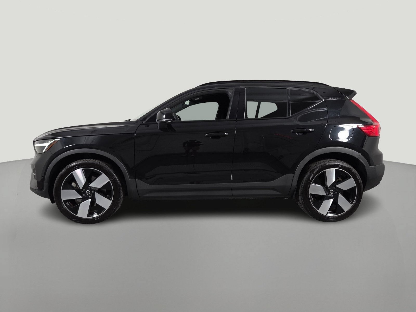 Used 2023 Volvo XC40 Ultimate with VIN YV4ED3UM4P2990445 for sale in Henderson, NV