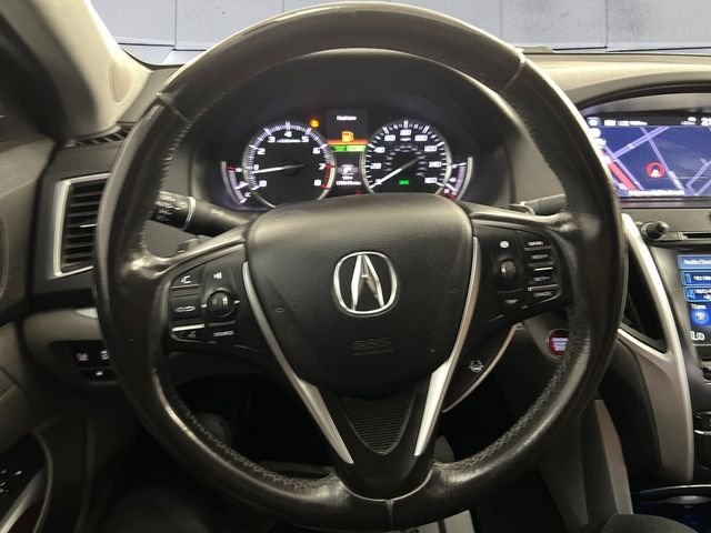Used 2017 Silver Acura 2.4L image 9