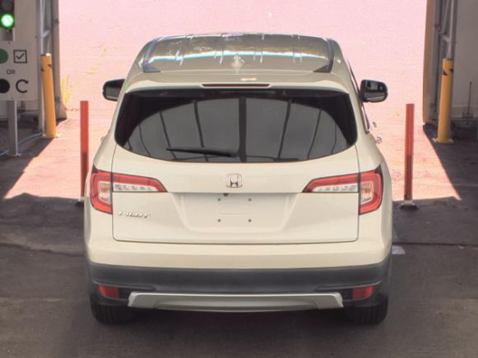 Used 2019 White Diamond Pearl Honda EX-L image 4