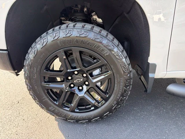 2026 Chevrolet Silverado 1500 Custom Trail Boss - Photo 10
