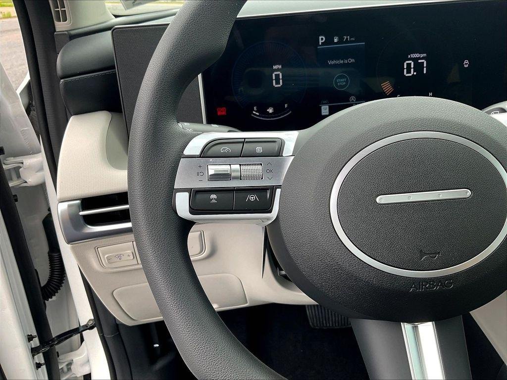 New 2026 White Hyundai SEL AWD image 18