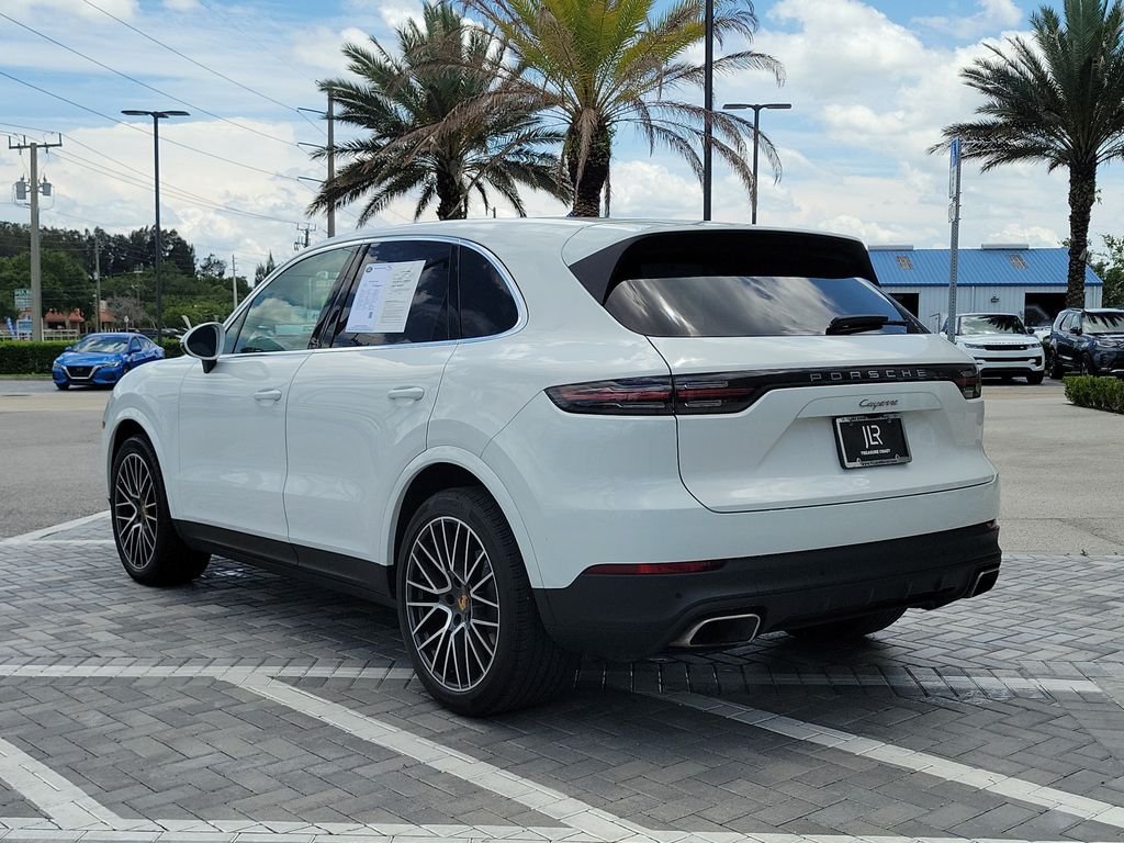 Used 2022 White Porsche Base image 3