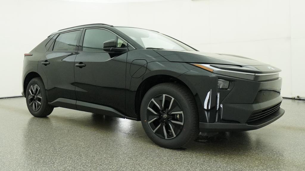 New 2026 Midnight Black Metallic Toyota XLE image 9