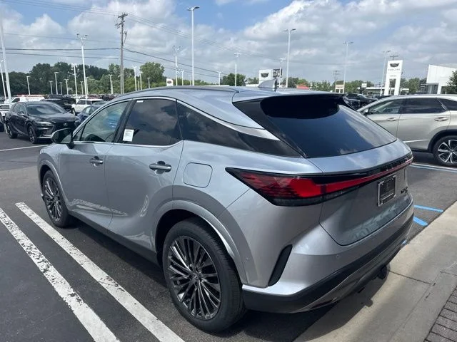 New 2026 Iridium Lexus LUXURY image 9