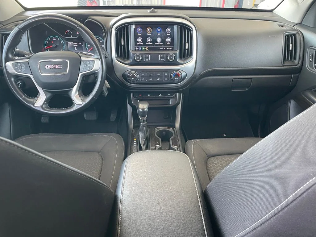 Used 2022 Black GMC Elevation image 11