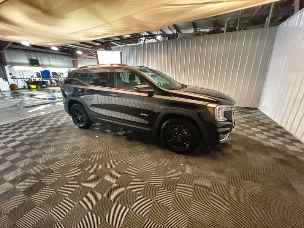 2023 GMC Terrain AT4