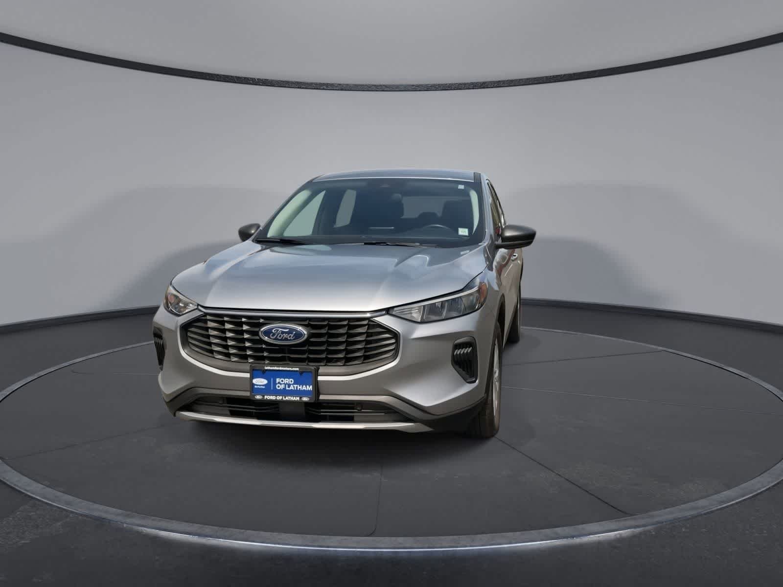Used 2023 Iconic Silver Metallic Ford Active image 3