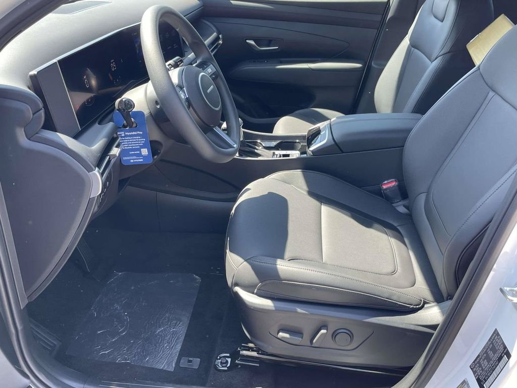 New 2026 White Hyundai SEL FWD image 10