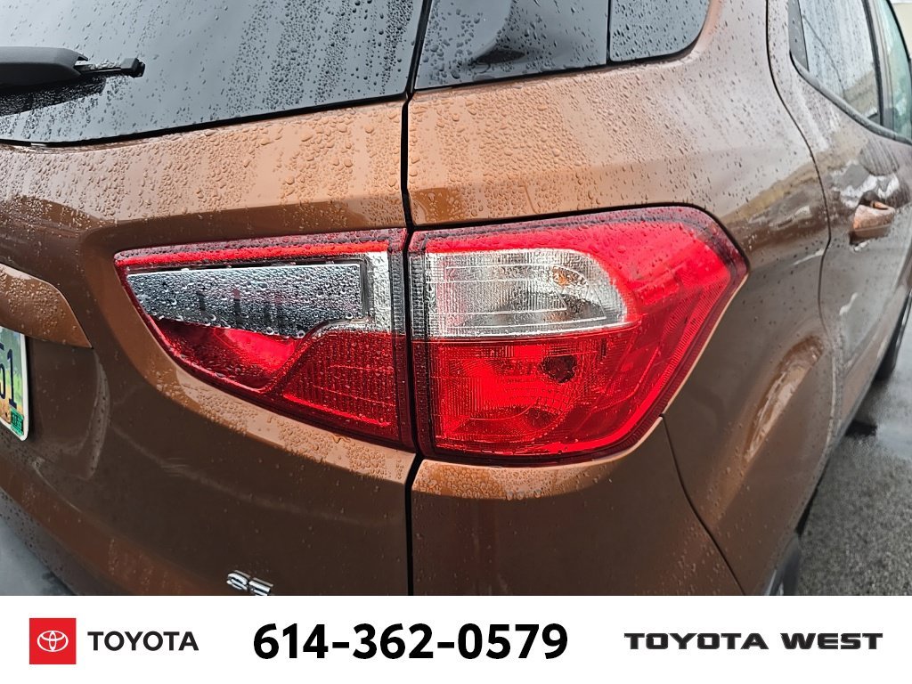 Used 2019  Ford SE image 9