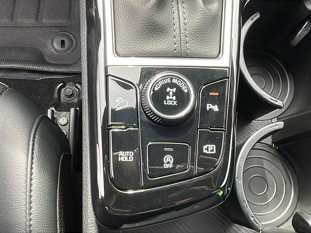 Certified Used 2023 Green Kia X-Pro Prestige image 21