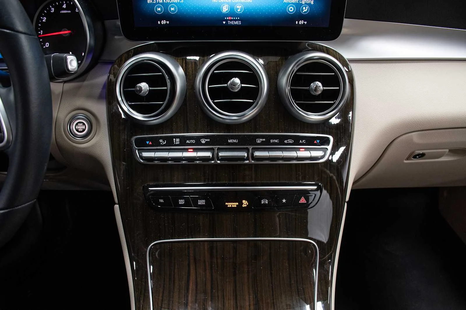 Used 2022 Lunar Blue Metallic Mercedes-Benz GLC 300 image 16