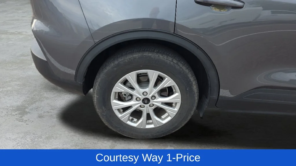 Used 2024 Gray Ford Active image 12