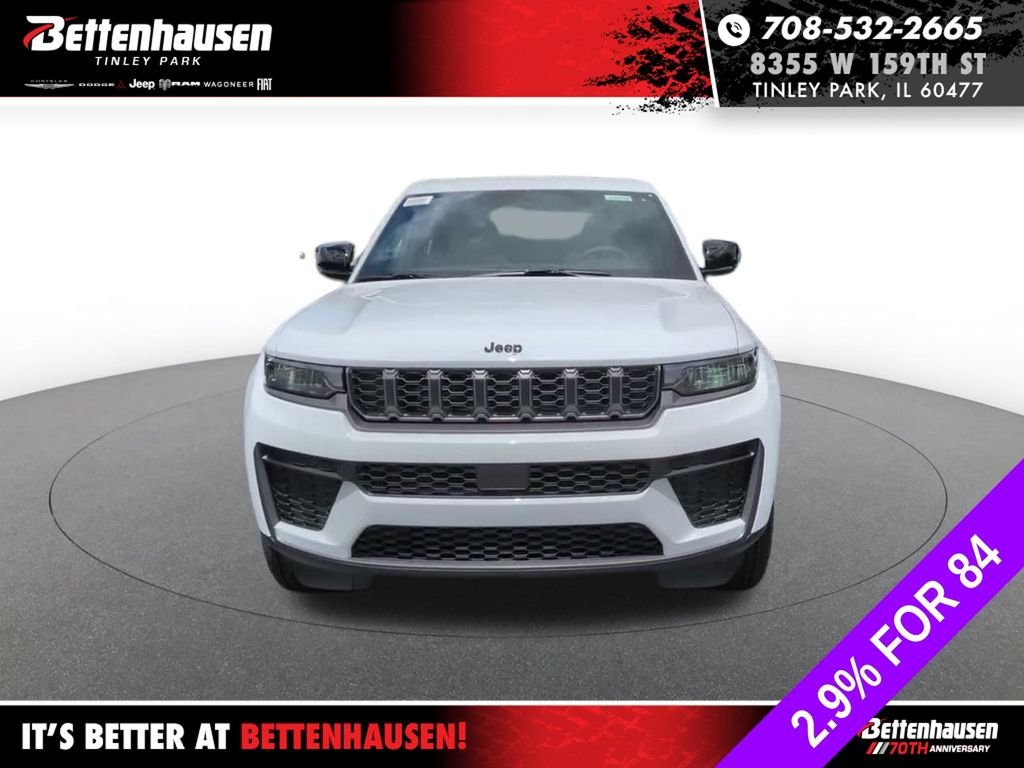 New 2026 Bright White Clear-Coat Exterior Paint Jeep Laredo image 12