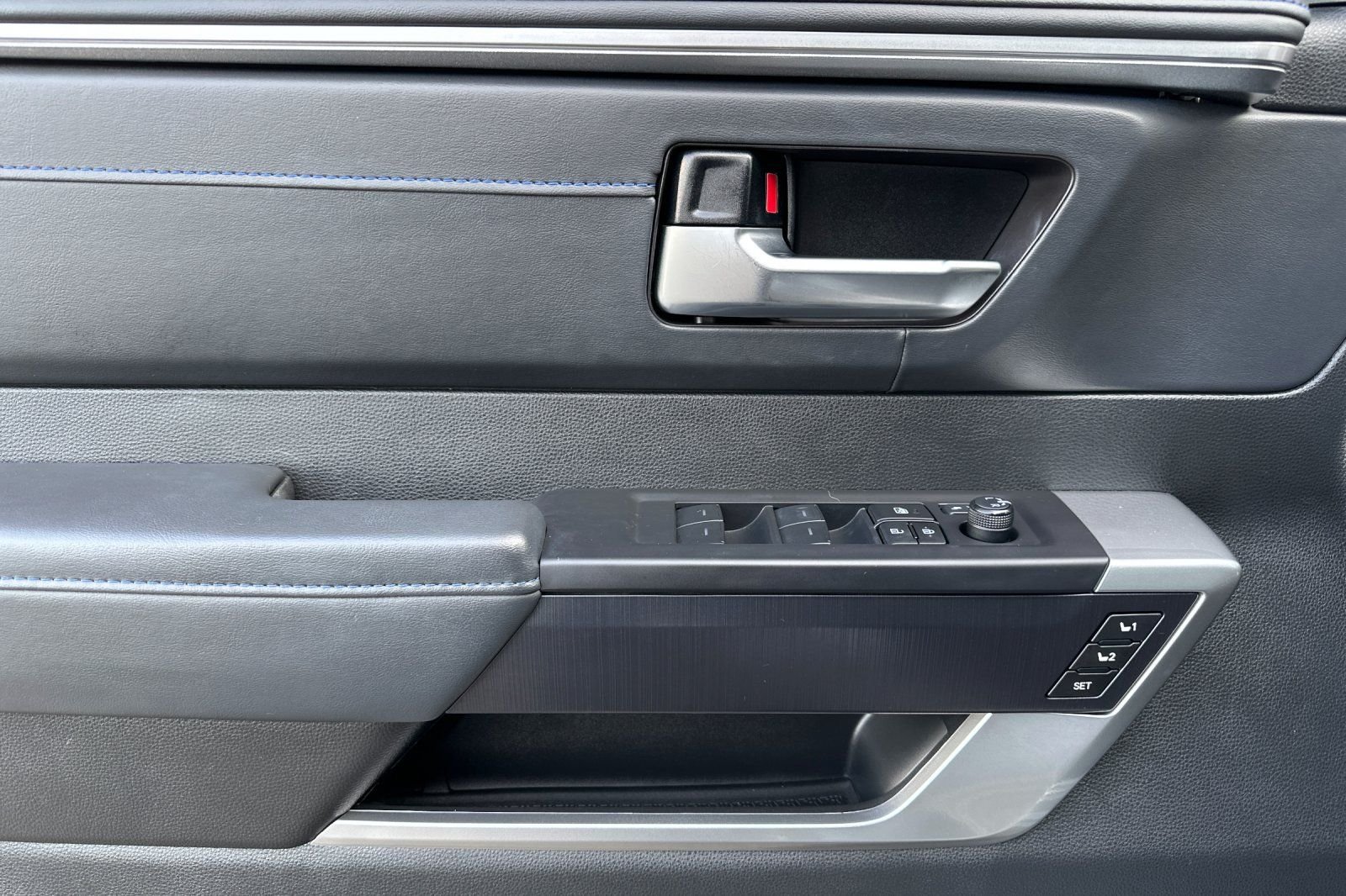 Used 2024 Silver Toyota Platinum image 11