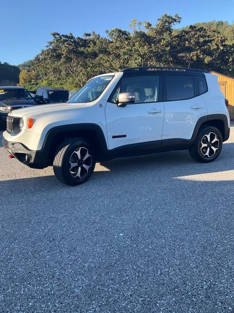 Used 2019 White Jeep Trailhawk image 5